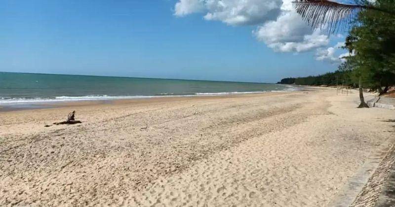 Traveloka.com/Pantai Slopeng